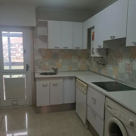 Piso - Piso 0-5 Personas En Suances. Suances